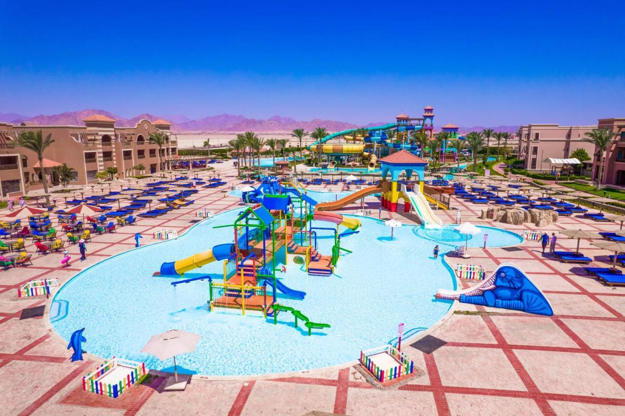 ホテル Charmillion Club Aquapark シャルム・エル・シェイク エクステリア 写真 Aqua Park at Hilton Sharm El Sheikh Resort
