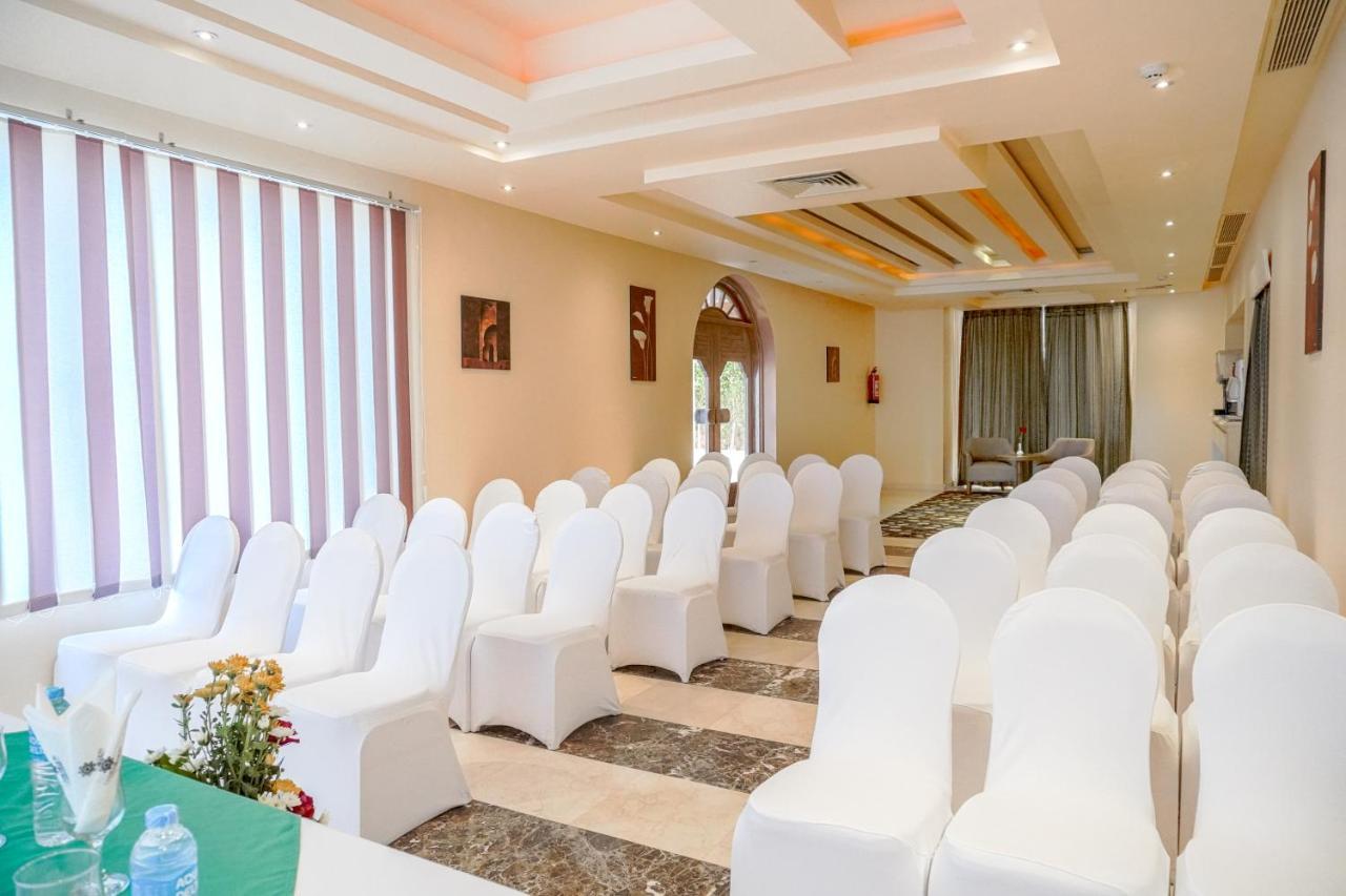 ホテル Charmillion Club Aquapark シャルム・エル・シェイク エクステリア 写真 The hotel's conference room
