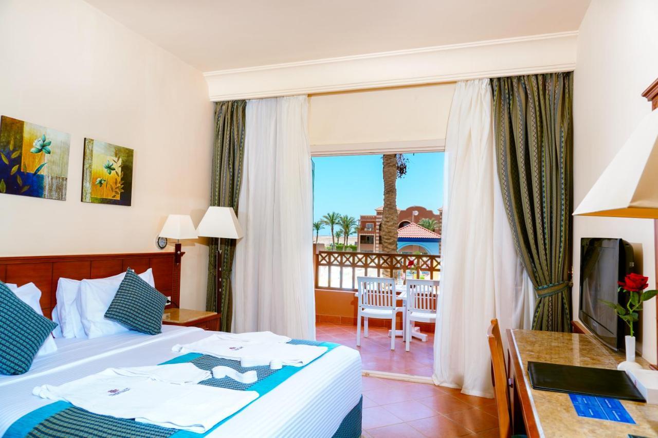 ホテル Charmillion Club Aquapark シャルム・エル・シェイク 部屋 写真 A room at the hotel